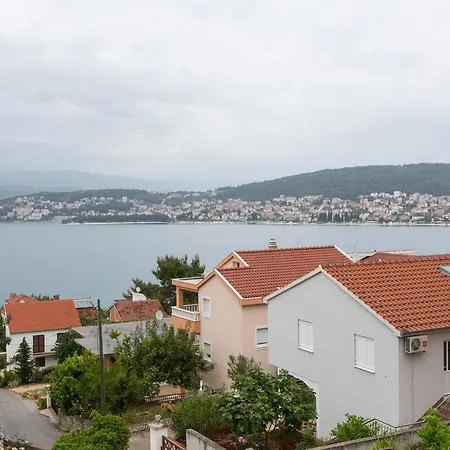In Okrug Gornji With Sea View, Balcony, Air Conditioning, Wifi 5165-1 *