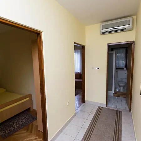In Okrug Gornji With Sea View, Balcony, Air Conditioning, Wifi 5165-1 *