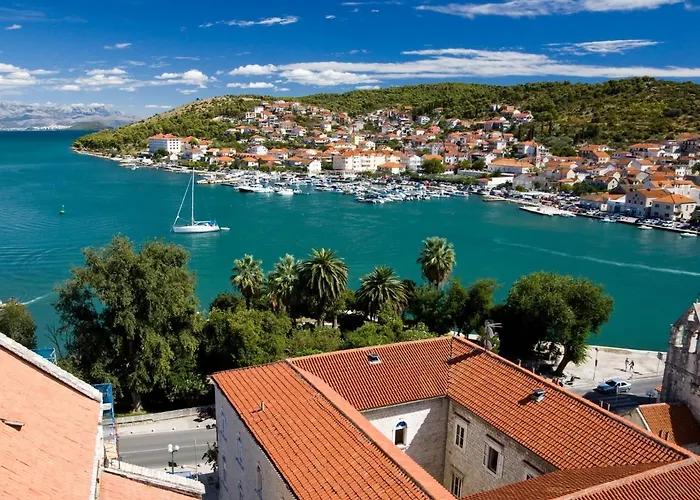 In Okrug Gornji With Sea View, Balcony, Air Conditioning, Wifi 5165-1 *