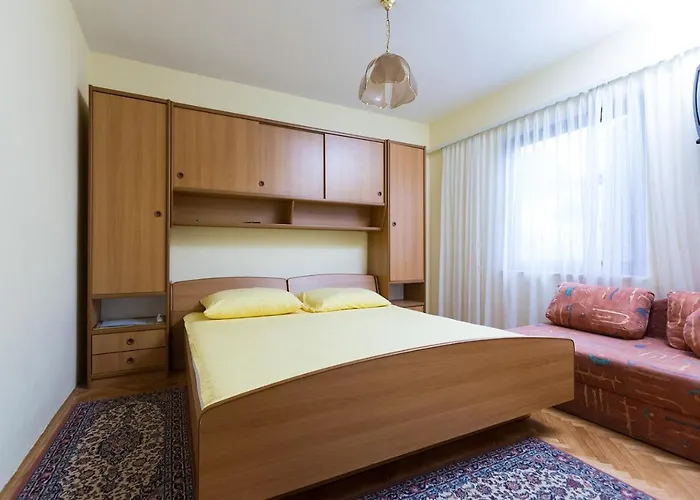 公寓 In Okrug Gornji With Sea View, Balcony, Air Conditioning, Wifi 5165-1 特罗吉尔