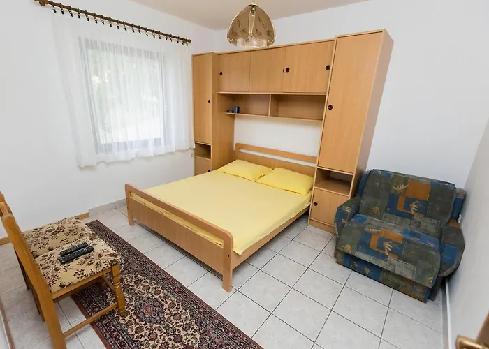 In Okrug Gornji With Sea View, Balcony, Air Conditioning, Wifi 5165-1 公寓